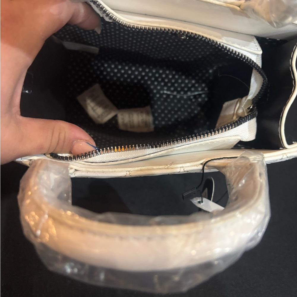 White Quilted Heart-Pattern Handbag with Pom Pom - Picture 5 of 7